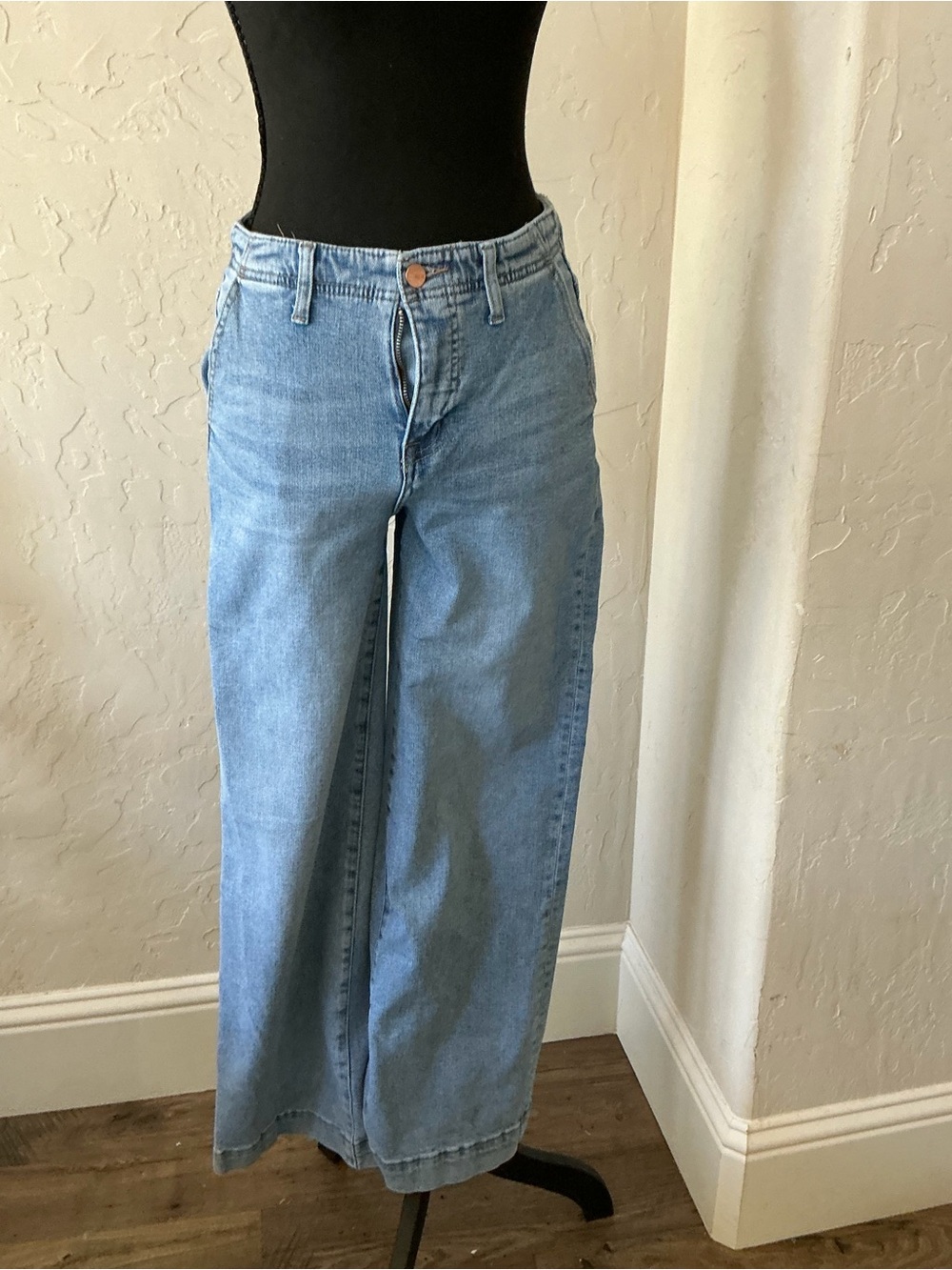 Mica Women’s Wide Leg Light Blue Denim Jeans